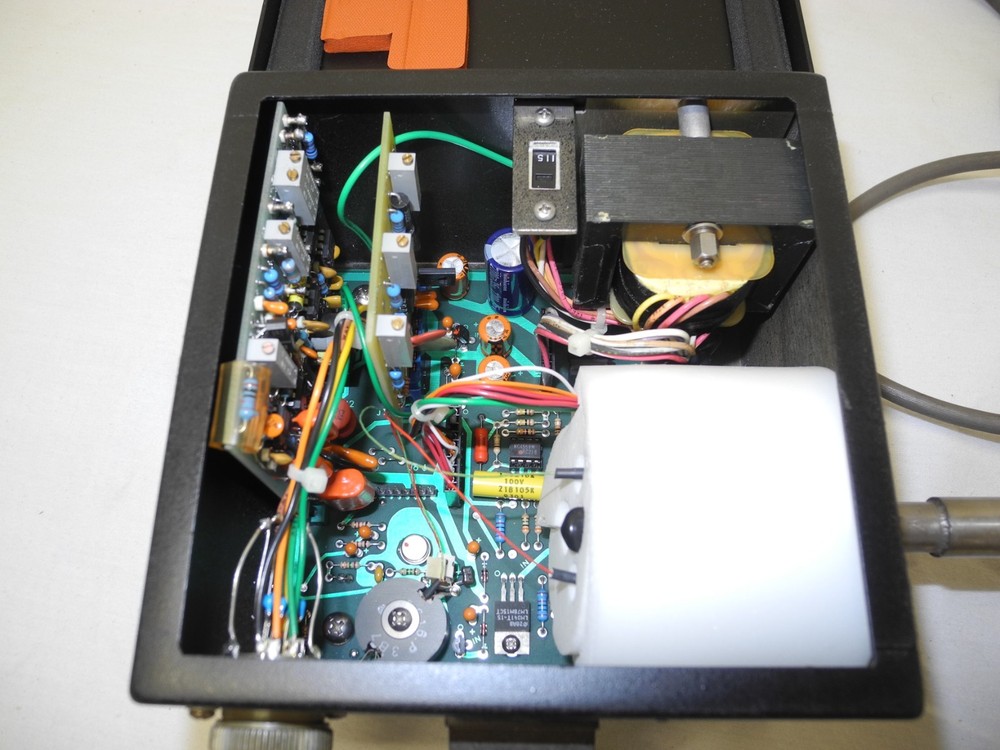 MKS INSTRUMENTS 220CA-10000B2B 10K TORR COMPACT ABSOLUTE CAPACITANCE MANOMETER