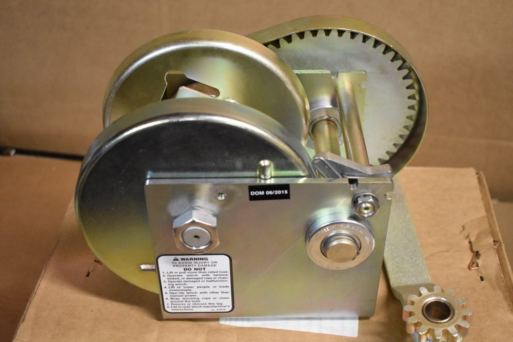 Thern Hand Winch M4312 Double Gear Winch 2000 lb
