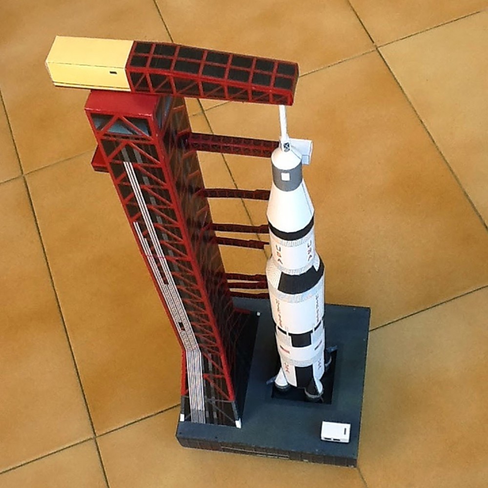 1/300 USS Saturn V Rocket&Launch Pad Paper Model Display Collection Unassembled