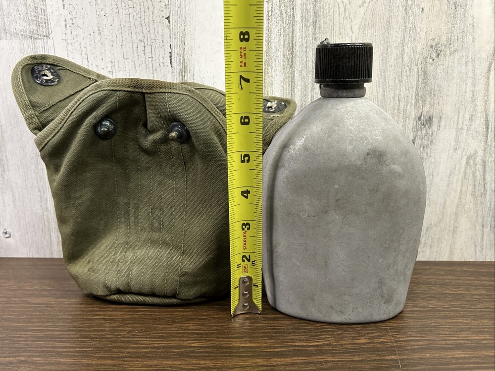 Vintage US Military 1945 Canteen