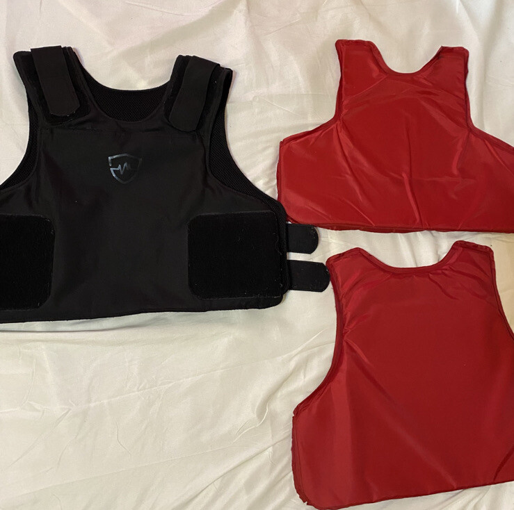 bullet proof vest with plates