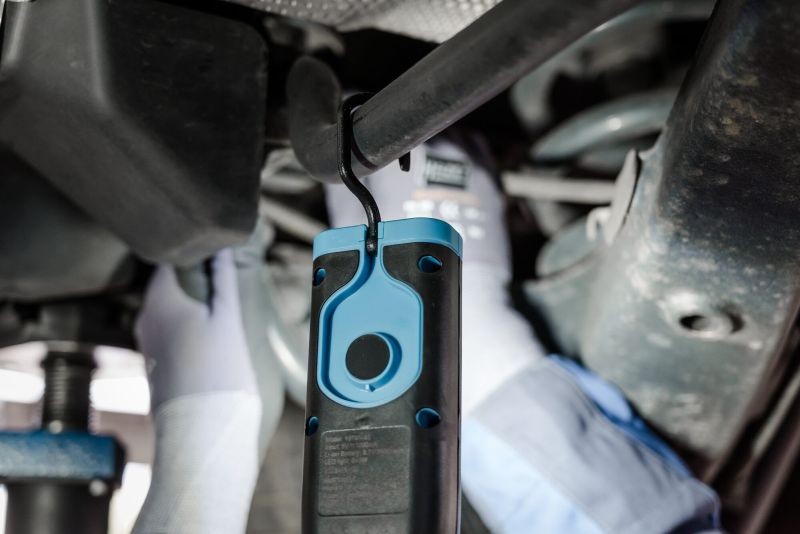 Wireless LED workshop lamp - HAZ