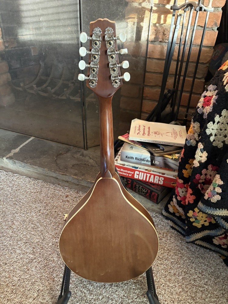 Hondo A-Style HM6 Mandolin