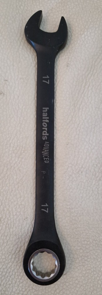 17mm Halfords Advanced “BLACK EDITION” Ratchet Spanner