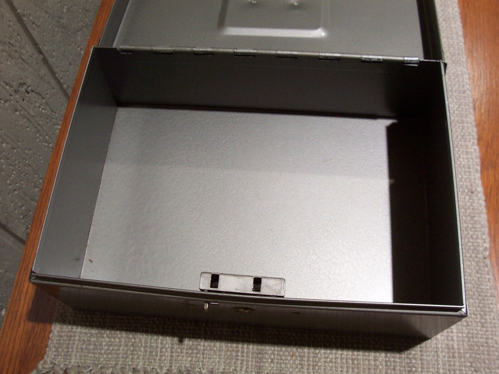 Metal Lock Box Safe Small Security Valuables Storage No Key Working Latch