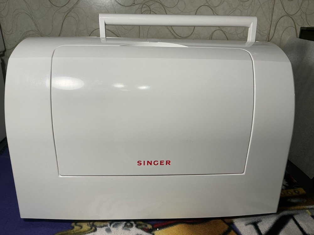 SINGER Quantum Stylist 9960 Computerized Sewing Quilting Machine (White)