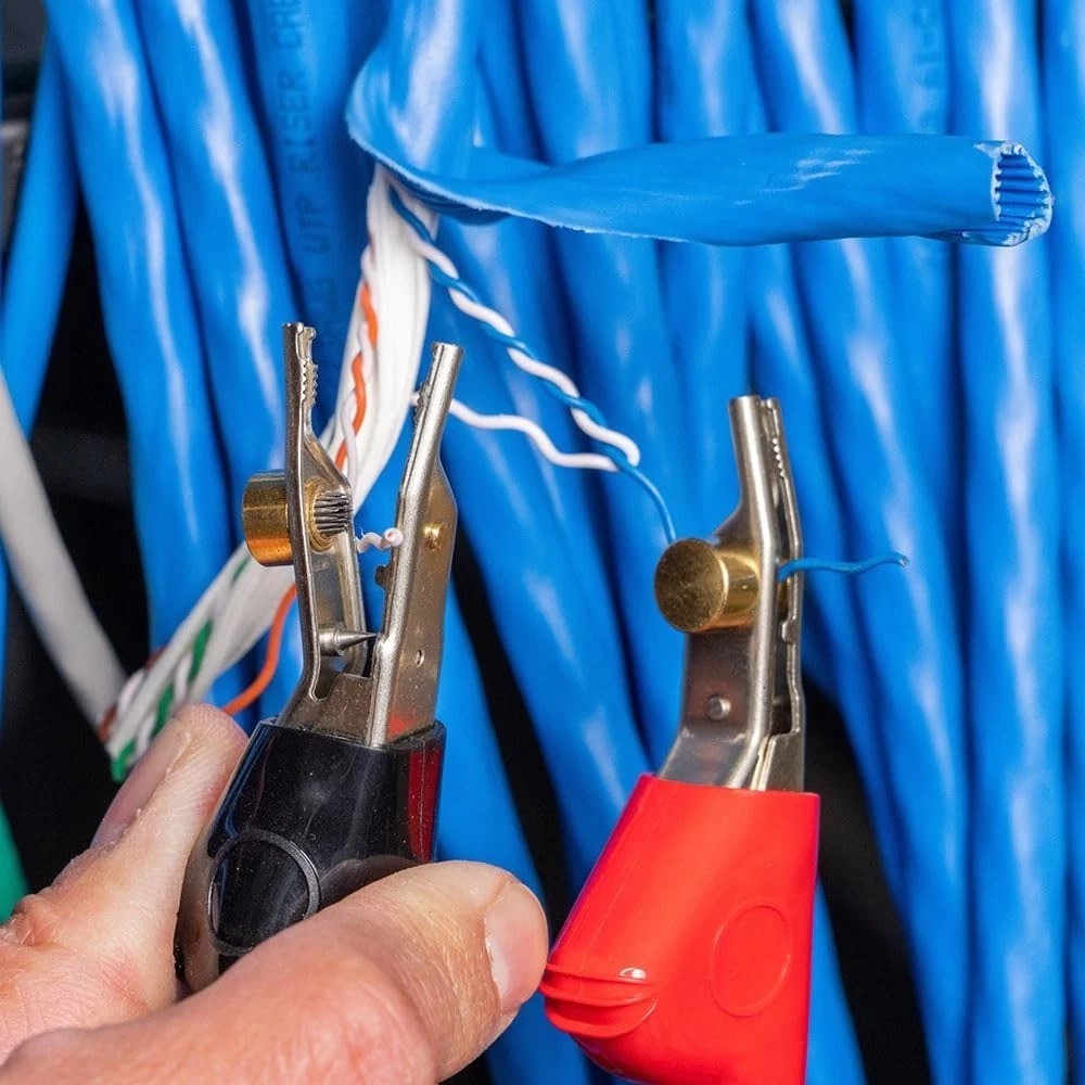 920 Digital and Analog Wire Tracer with LED Testing for Data and Voice Cables