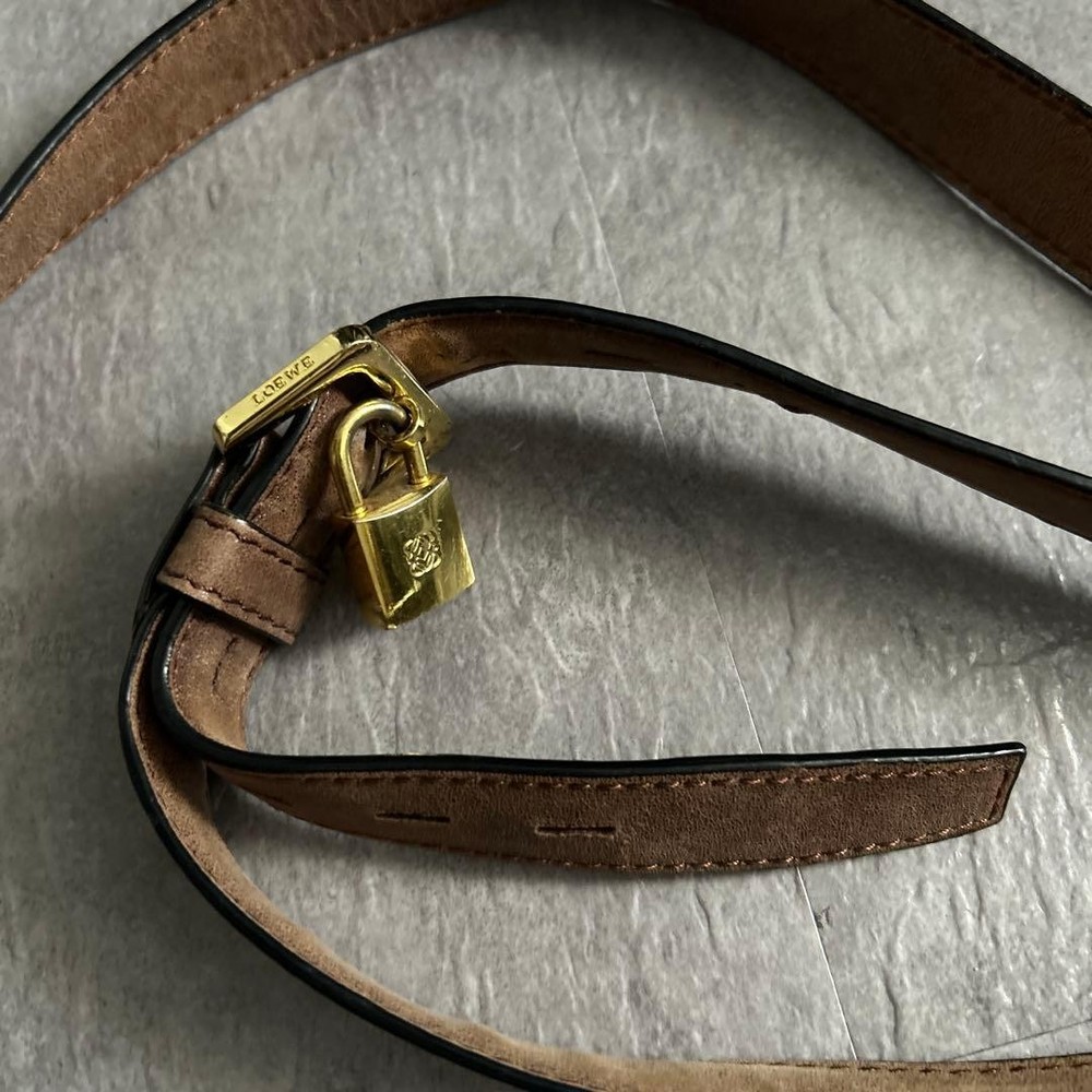 Loewe Shoulder Bag Leather Brown Authentic G12213143