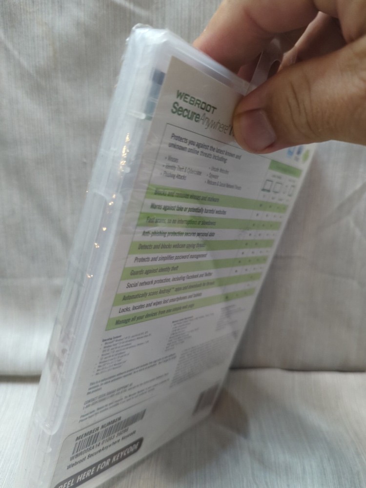 Webroot SecureAnywhere Internet Security - Full Version for Windows & Mac...