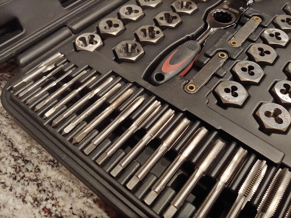 Matco Tools 81 PIECE AUTO MASTER TAP AND DIE SET