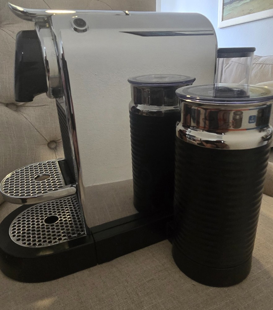 Nespresso Citiz & Milk My Machine Type 122