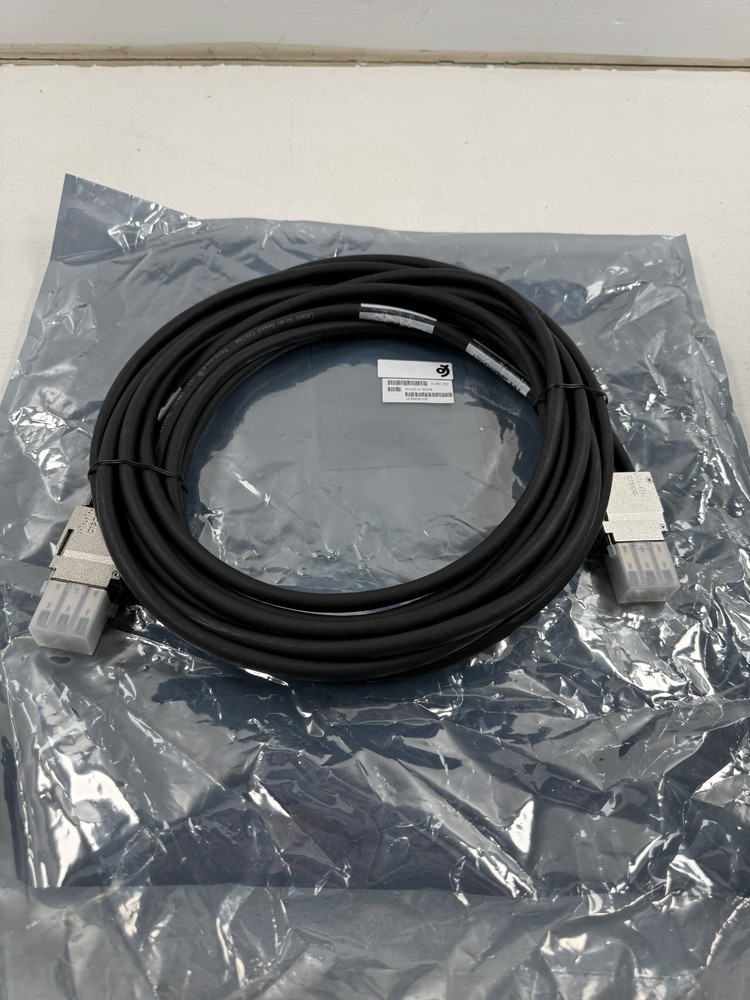 Cisco STACK-T1-3M V01 StackWise Stacking Cable 800-40405-01 NEW OPEN BOX