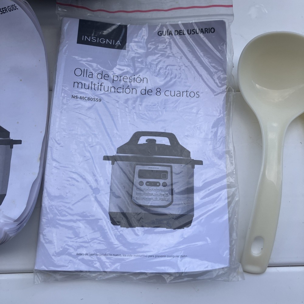 Insignia NS-MC80SS9. 8 qt. Multi-Function Pressure Cooker. Barely Used
