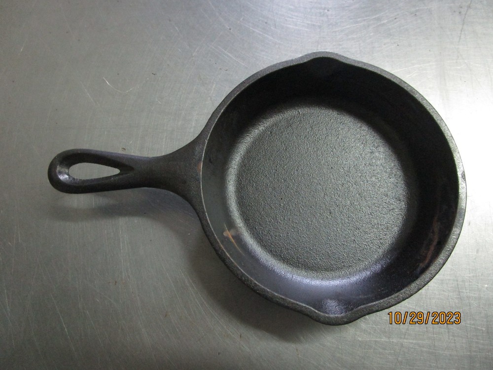 Lodge Cast Iron 5" Skillet H5MS
