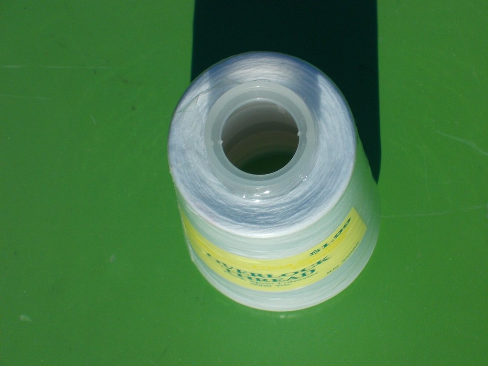 OVERLOCK THREAD SPOOL 100% SPUN POLYESTER 3000 YDS PRICED SEW RIGHT WHITE
