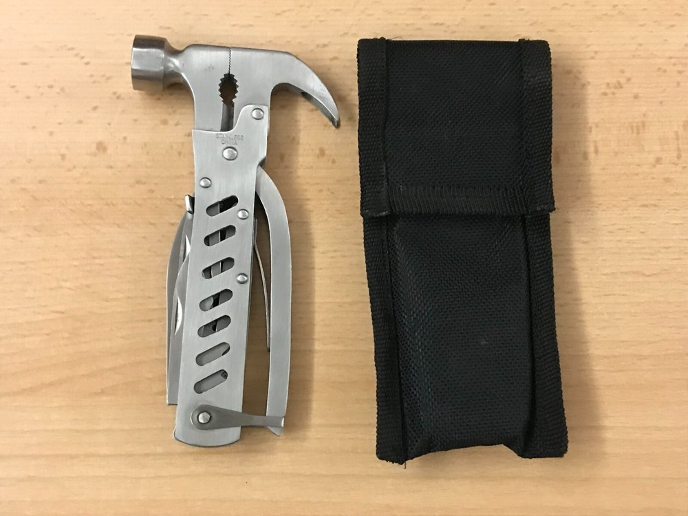 Multi-Tool with Black Belt Holder