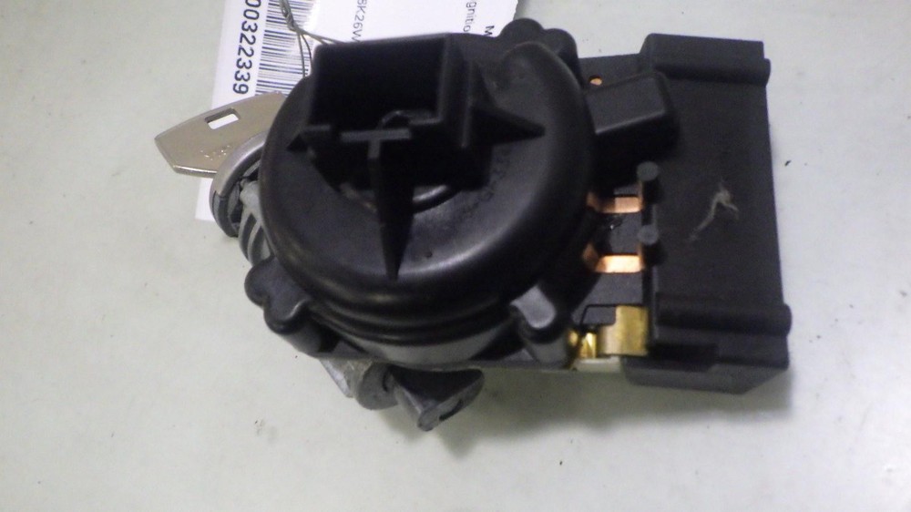 06 JEEP LIBERTY Ignition W/Key