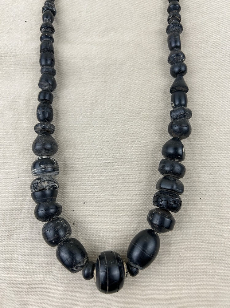 Ancient Bactrian Black Banded Agate and Jet Beads