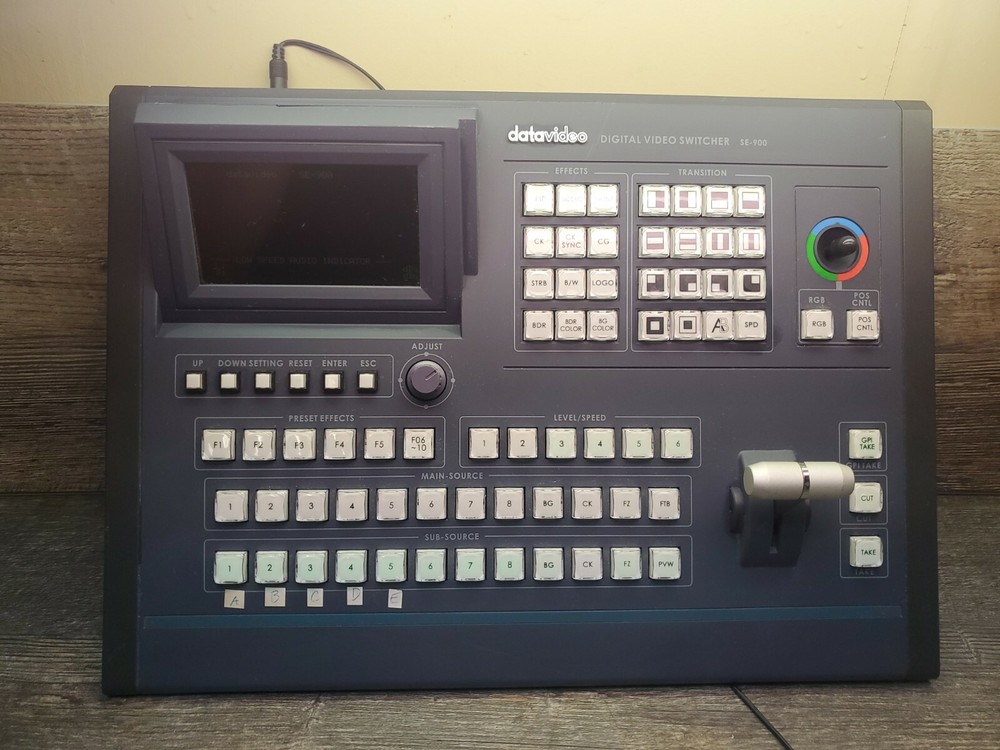 DATAVIDEO SE-900 Digital Video Switcher Panel with power adapter