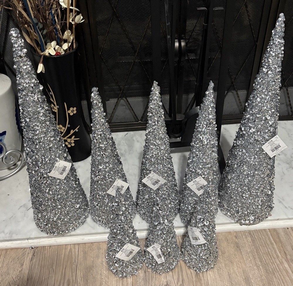 Silver Cone Holiday Decor Set (8)