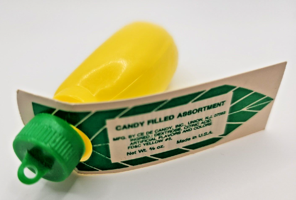 Vintage 1970s Banana Empty Ce De Candy Fruit Plastic Candy Container PB79