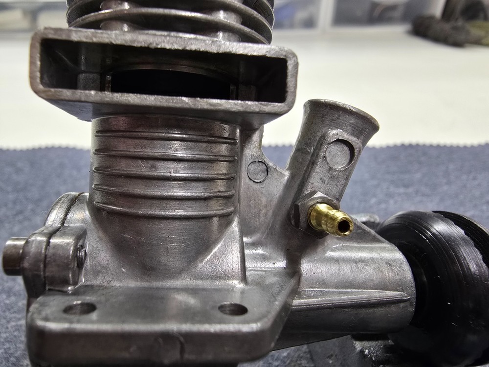 Fox 25 Stunt Control Line Model Airplane Engine w/Glow Plug