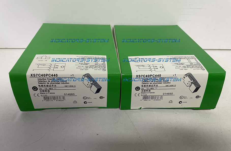 1PCS NEW FOR Schneider XS7C40PC440 Proximity switch sensor