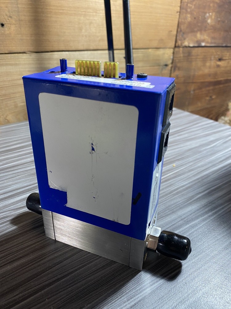 Aera TC FC-D980CU Mass Flow Controller 50 SCCM