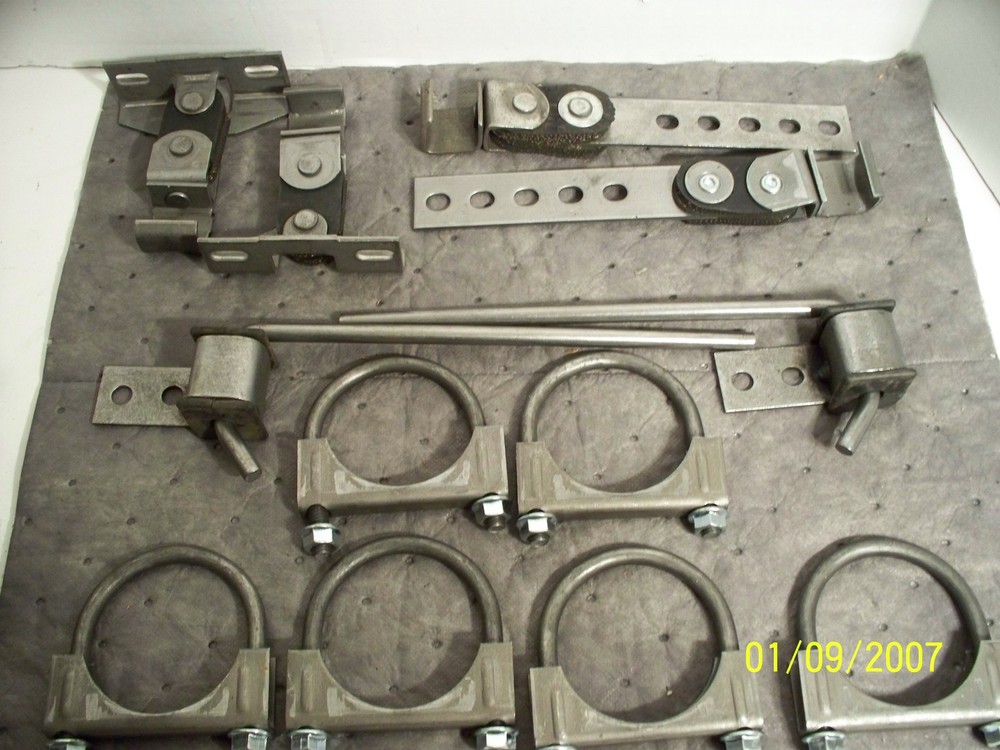 UNIVERSAL EXHAUST HANGER & 3" Clamp Asst.