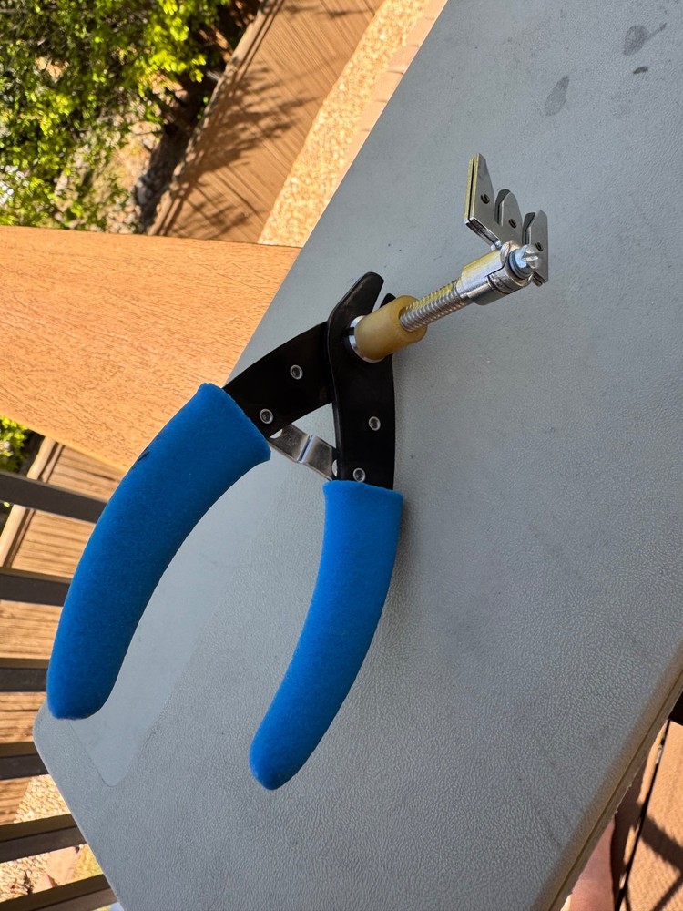 24/26 AWG wire wrap stripper, telecom protector field prep