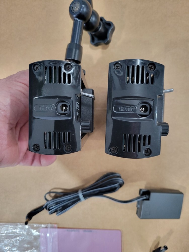 2 X FloLight MicroBeam On-Camera 128 ? Compact LED Lights