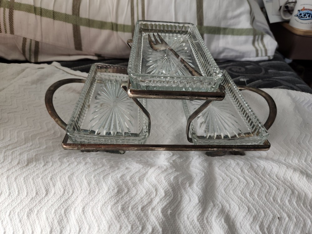 Leonard Silver Plated Three Tier Relish Server mid 70's ￼￼