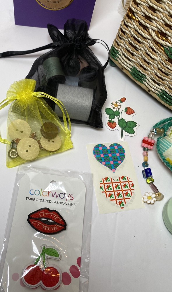 Sewing Basket Notions Keepsake Kit 200