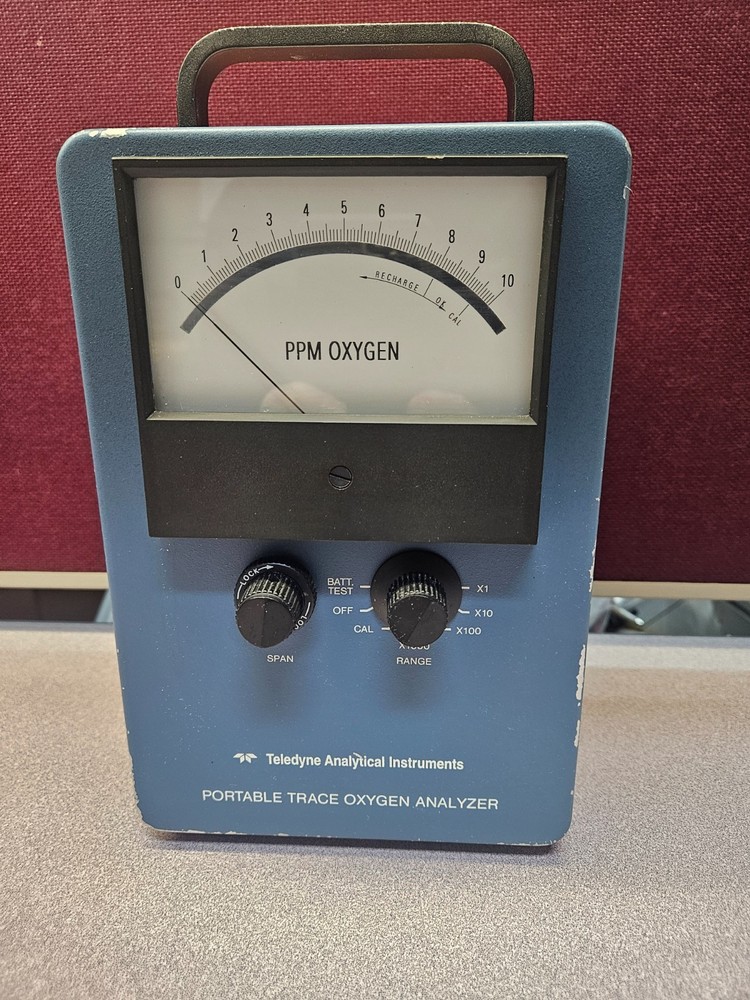 TELEDYNE PORTABLE TRACE OXYGEN ANALYZER MODEL 311 O2