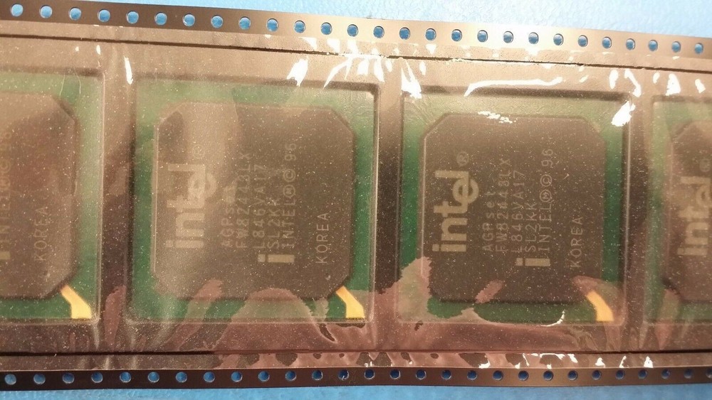 (1 PC)  FW82443LX INTEL PCI BUS CONTROLLER, PBGA492