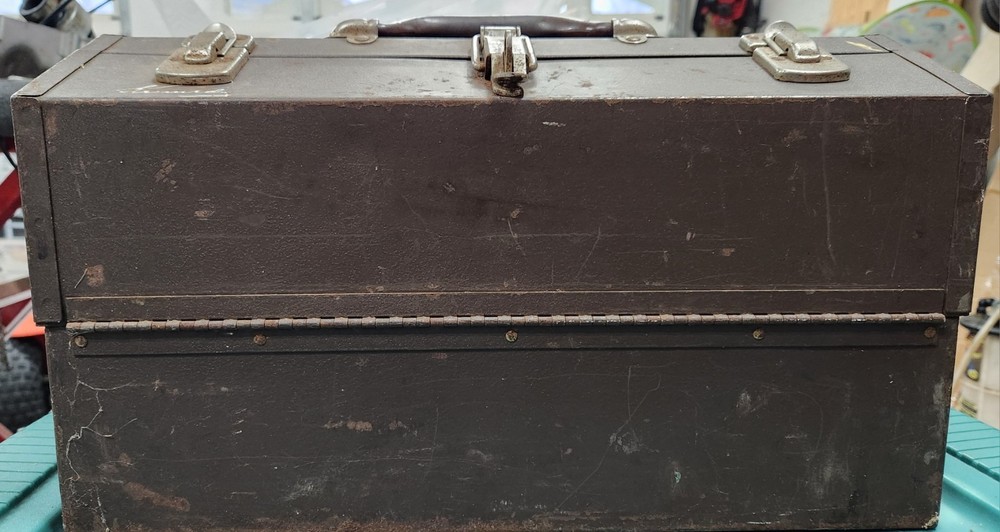 Vintage Kennedy 1017 Cantilever Tool Box