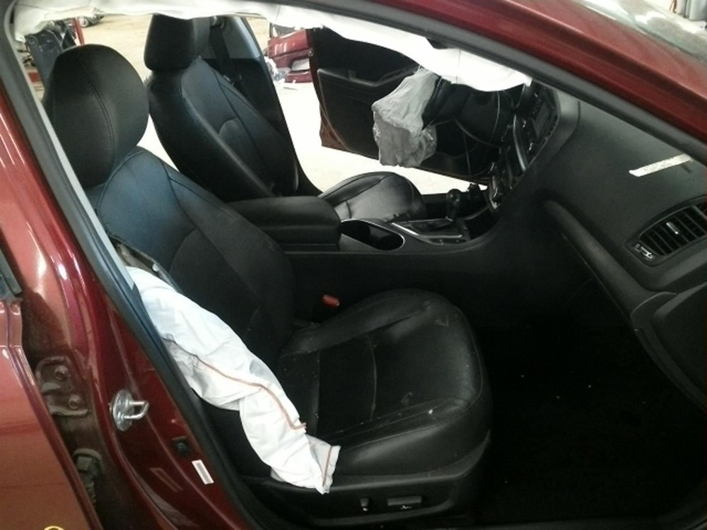 OPTIMAKIA 2014 Fuse Box Cabin 104818954