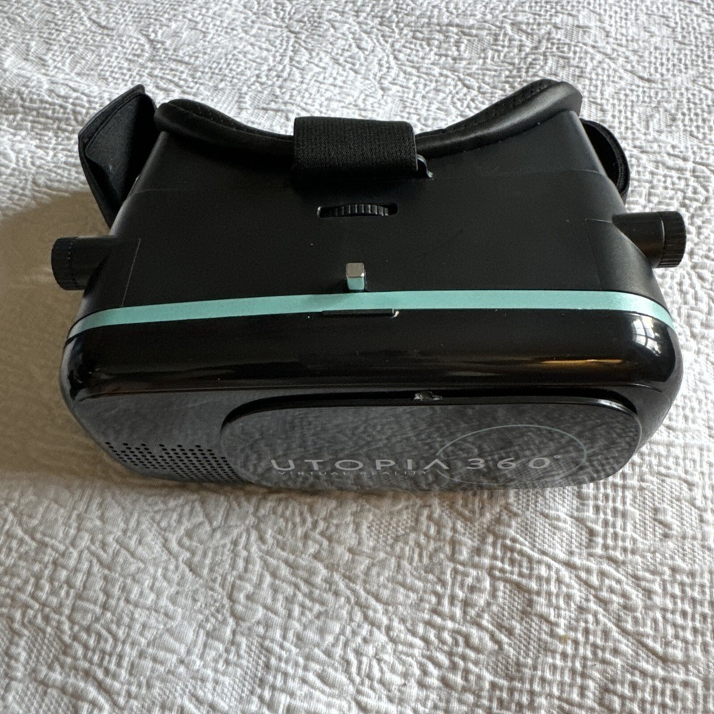 UTOPIA360 3D Virtual Reality Headset Bundle