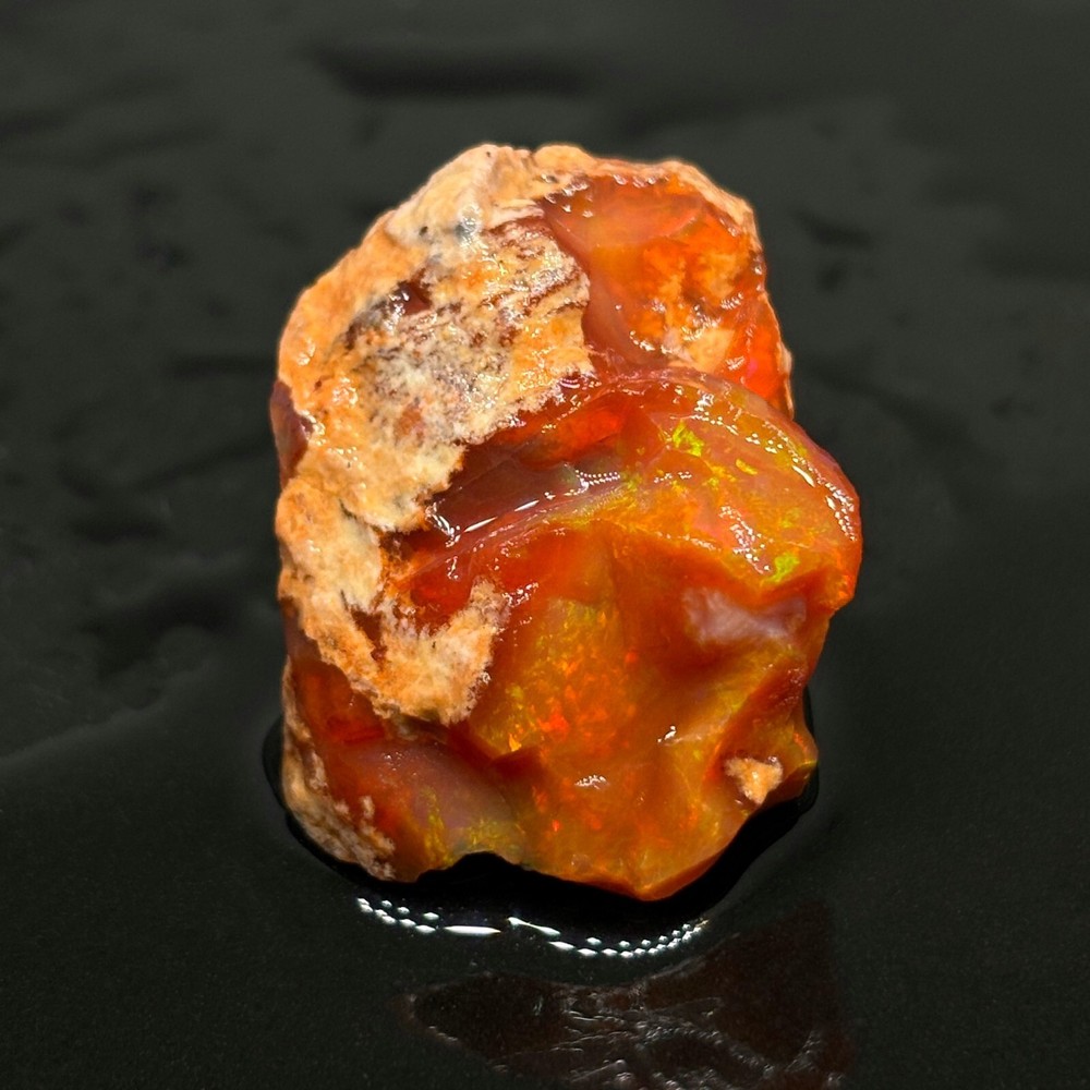 Great Color Clouded Mexican Fire Opal Stone Cutter