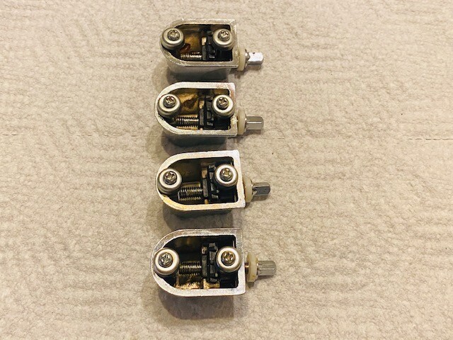 Basix Drumset - Tom Drum Lug, Rod - Qty 4