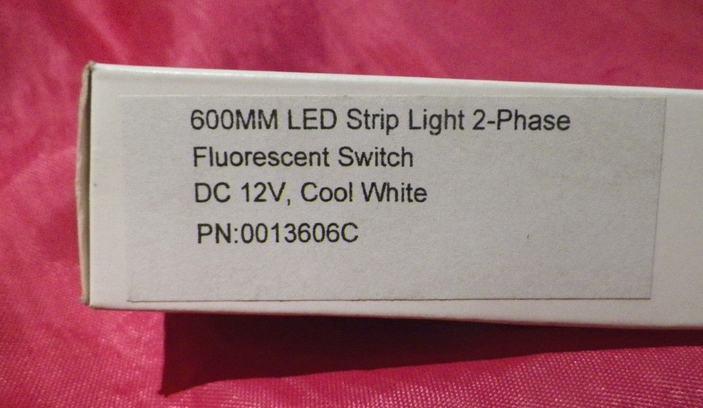 Dream Lighting 600MM LED Strip Light 23.6" Switch 12V Cool White Under Cabient