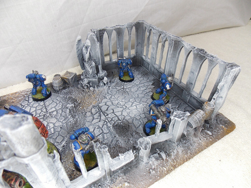 WARGAMING TERRAIN PAINTED BUILDING