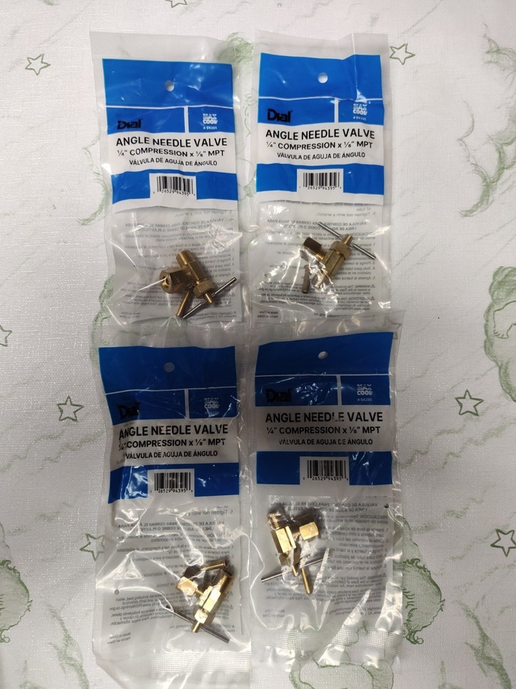 4 Pk.Dial Angle Needle Valve 1/4" Compression × 1/8" MPT 94395