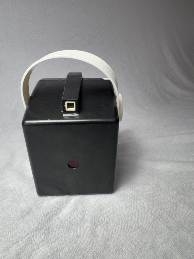 Vintage Sabre 620 Medium Format 620 Film Camera untested