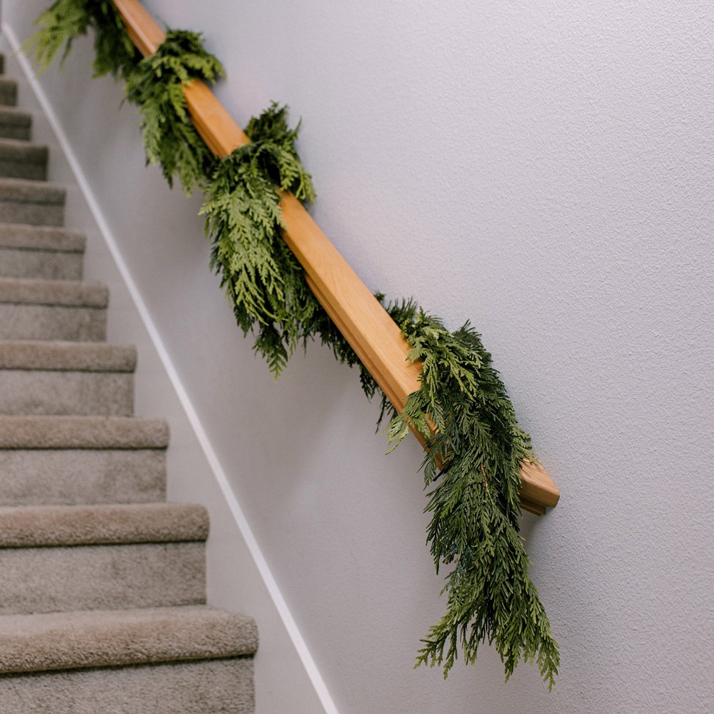 30’ Fresh Western Red Cedar Garland