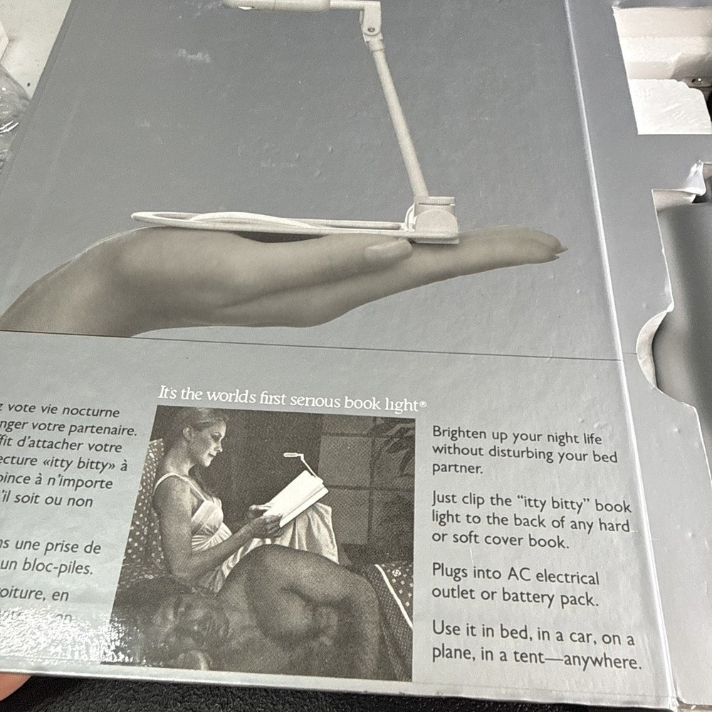 The Itty Bitty Book Light in Original Box Tested Working (NOT LIGHT)