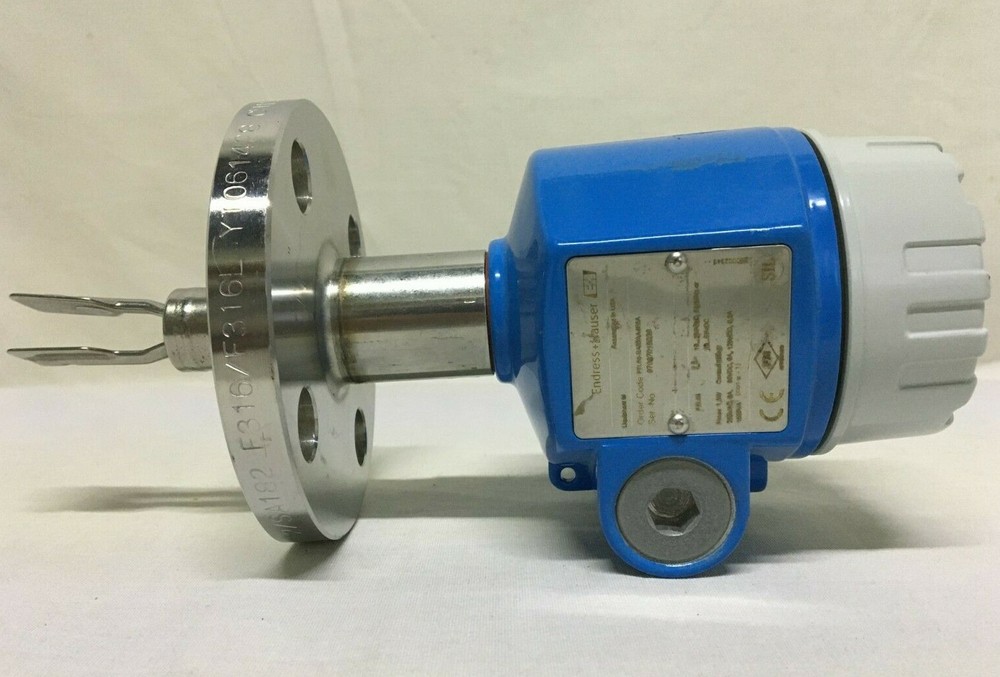 New! Endress Hauser FTL50-RA82AA4E5A	Level Switch (#20367)