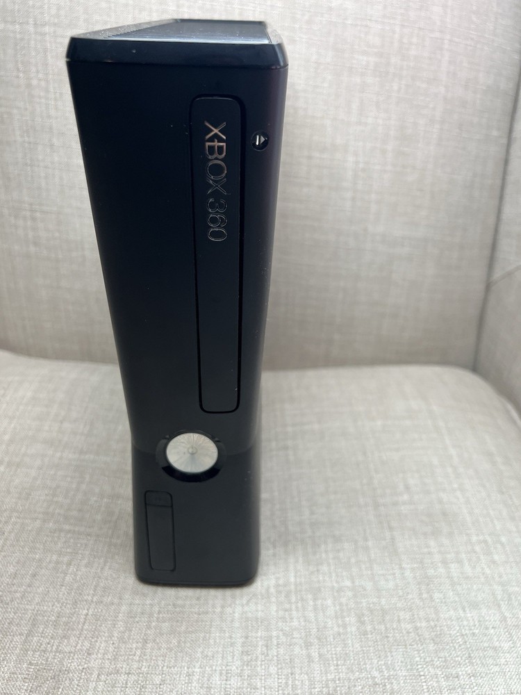 Microsoft Xbox 360 S CONSOLE ONLY