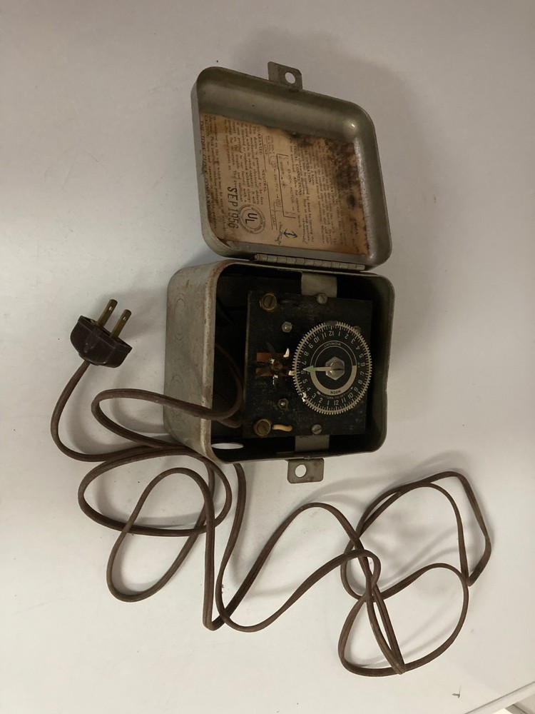 Torkmaster Tork Clock No 948A