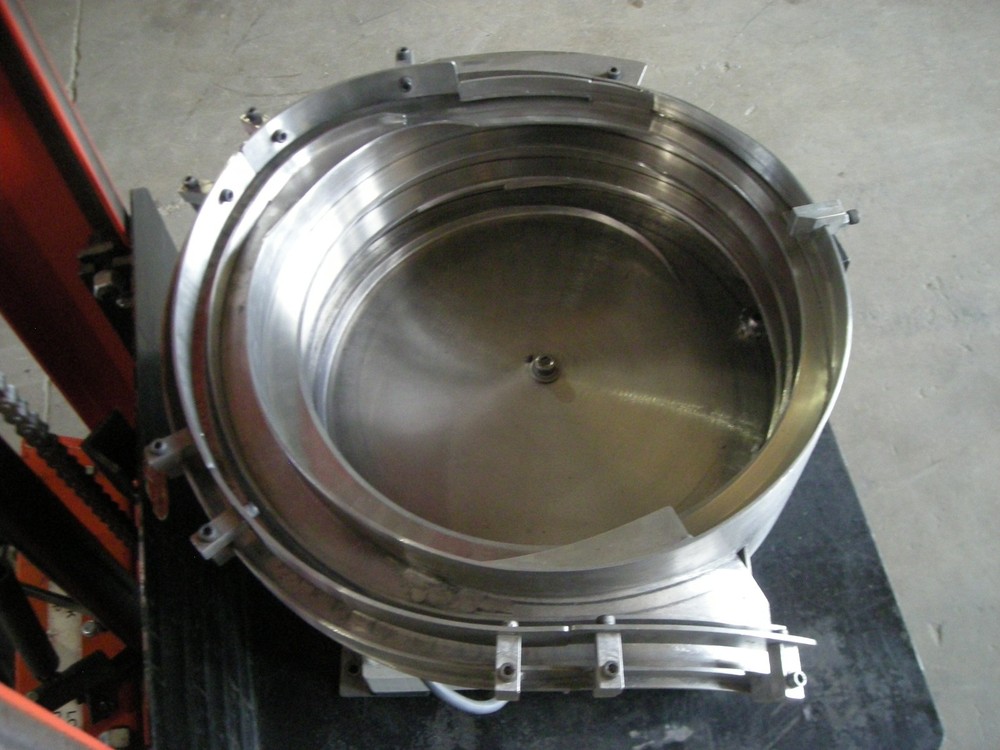 Vibra Flight Systems 15" Vibratory Feeder Bowl CCW w/ panel mount controller